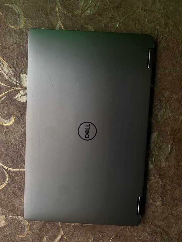 Dell Latitude 2-in-1 i7 8th Generation 4