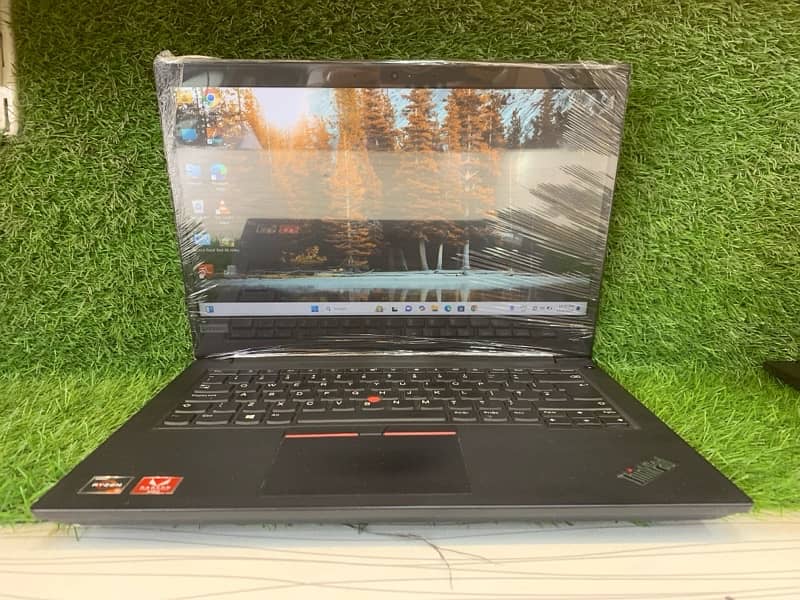 LENOVO E495 RIZEN 5 (2gb amd) 2