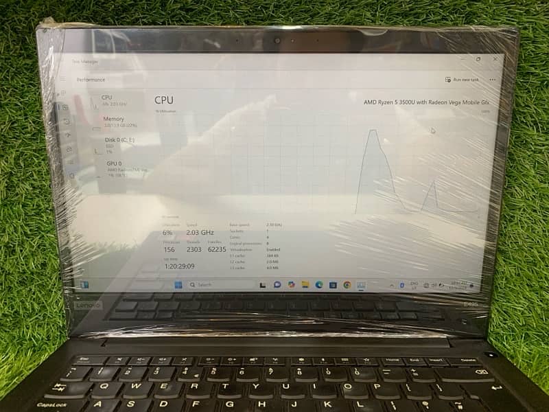 LENOVO E495 RIZEN 5 (2gb amd) 4