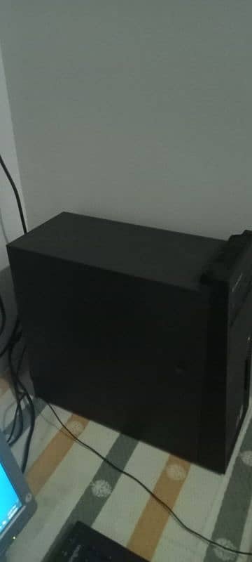 Lenovo tower pc 1