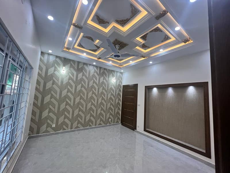 House for seal in bahria town phase # 3 19