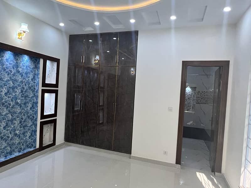 House for seal in bahria town phase # 3 29