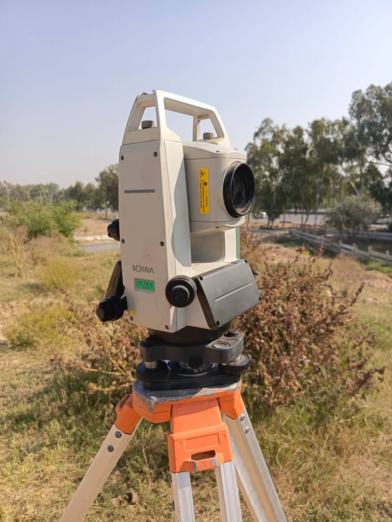 Sokia Total station like new condition 1