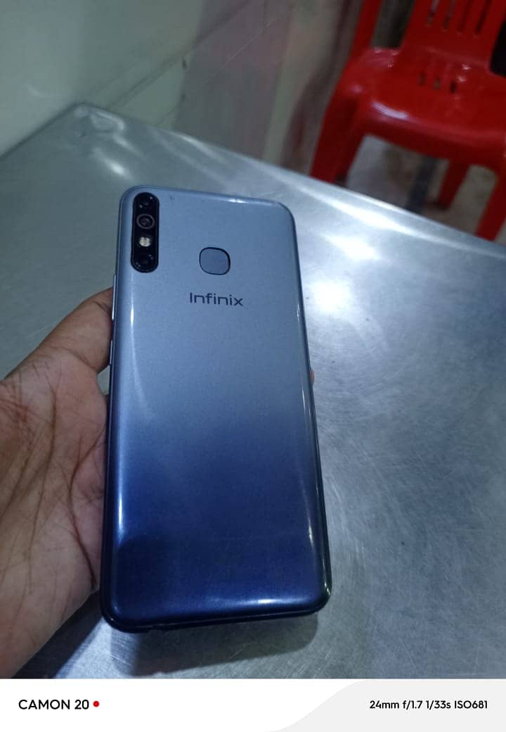 Infinix Hot 8 __ 4 & 64 5