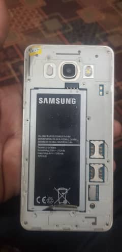 samsung j5 unit ok hain set board  deed hain 0