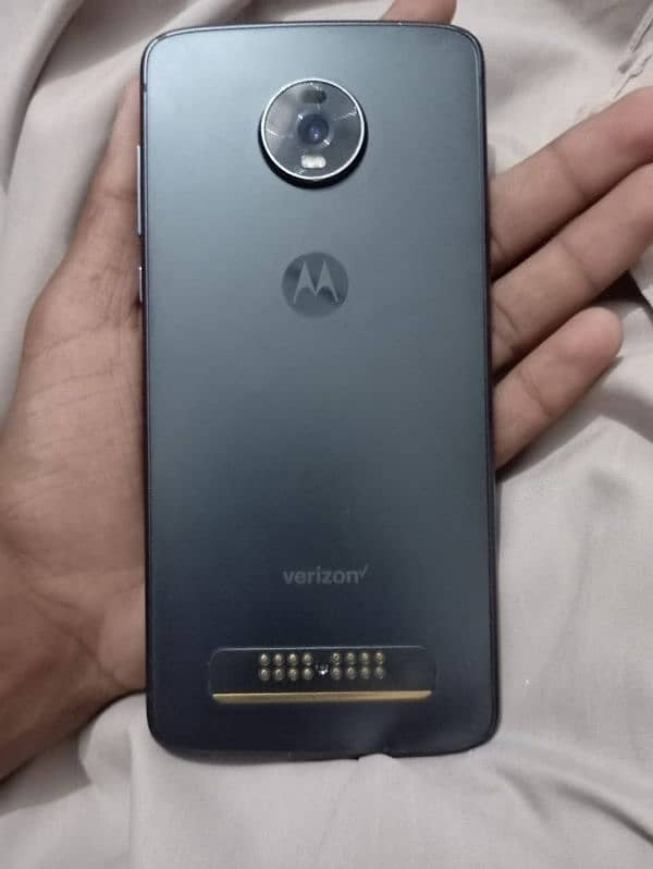 moto z4 5