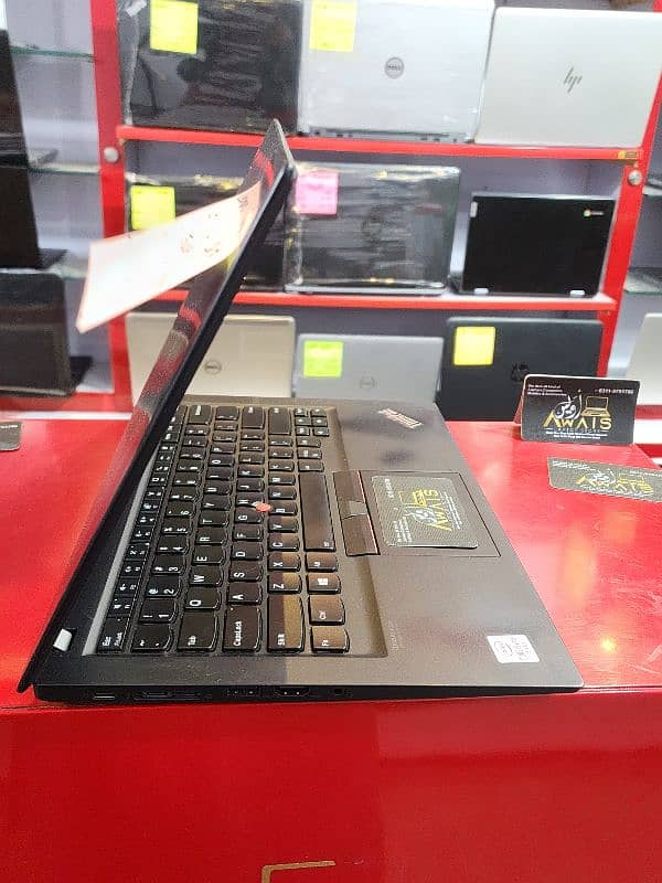 Lenovo T14s touch i5 10th Generation Ram16gb SSD 256gb 3