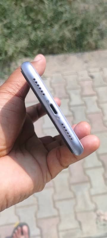 iPhone 11 non pta jv 64gb waterpack 3