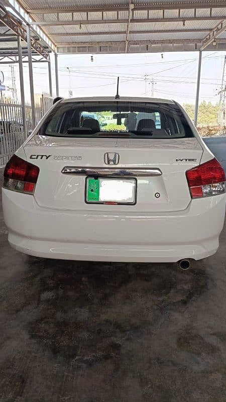 Honda City Aspire 2013 8