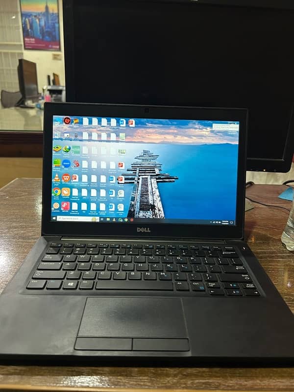 Dell Latitude 7280 0