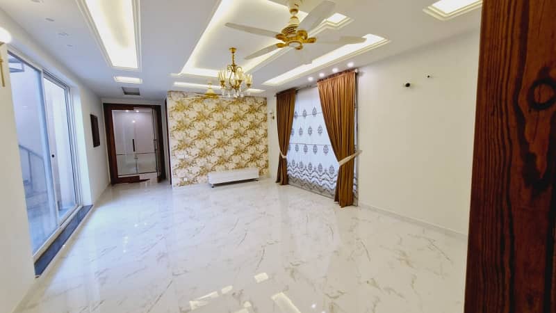 Stunning 5 Marla House In Bahria Town - Block BB Available 4