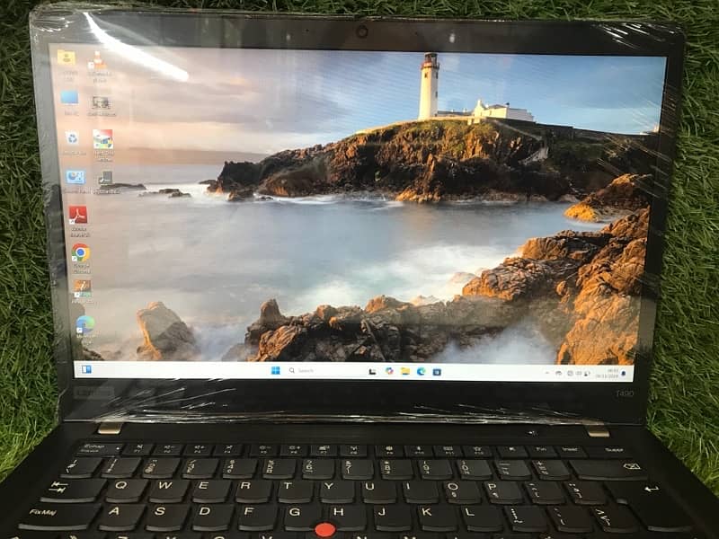 LENOVO T490 i7 8gen (2gb gpu) 2