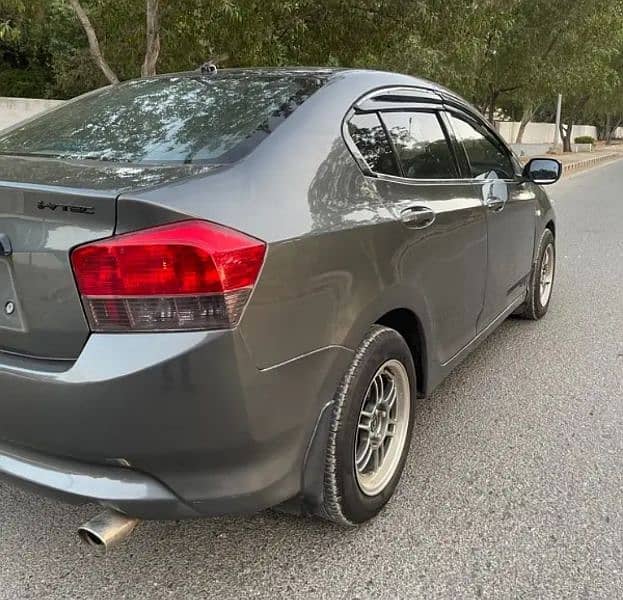 Honda City IVTEC 2010 Lahore Registered 6