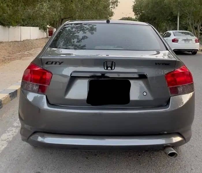 Honda City IVTEC 2010 Lahore Registered 7