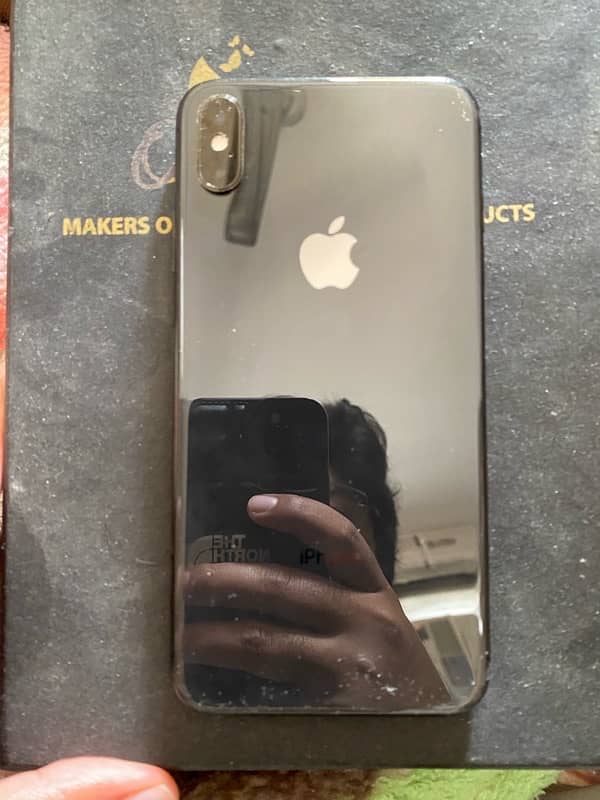 iPhone XS Max 64Gb Approved 1