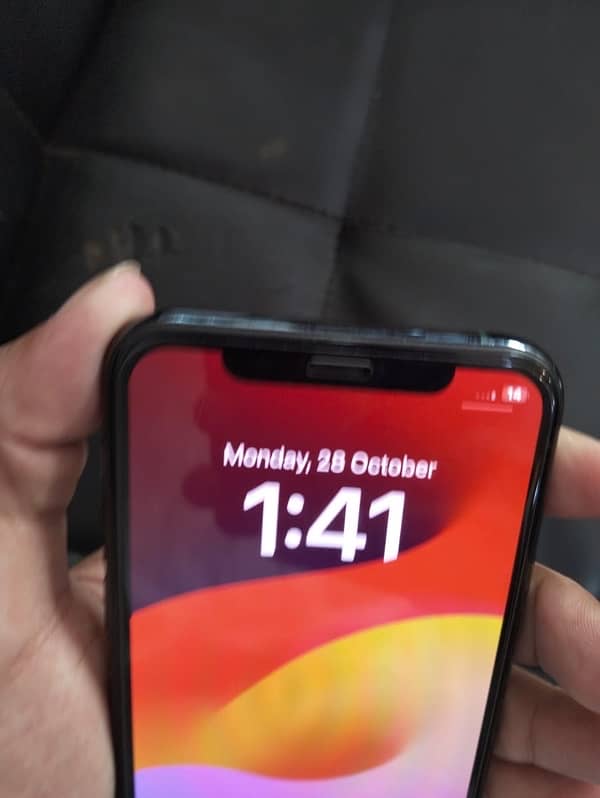 iphone 11 pro  256 gb 3