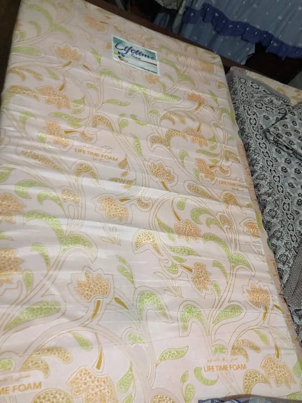 “Two Bed Set with Mattresses & Side Tables - Excellent Condition” 4