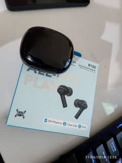 Anker Soundcore R100