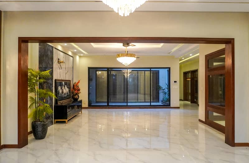 1 Kanal Designer House Ultra Modern Super Hot Location Solid Construction Near Park Market 14