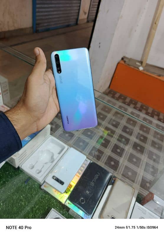 Huawei y8p with box 3