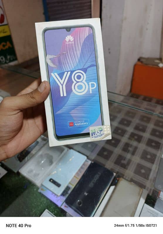 Huawei y8p with box 4