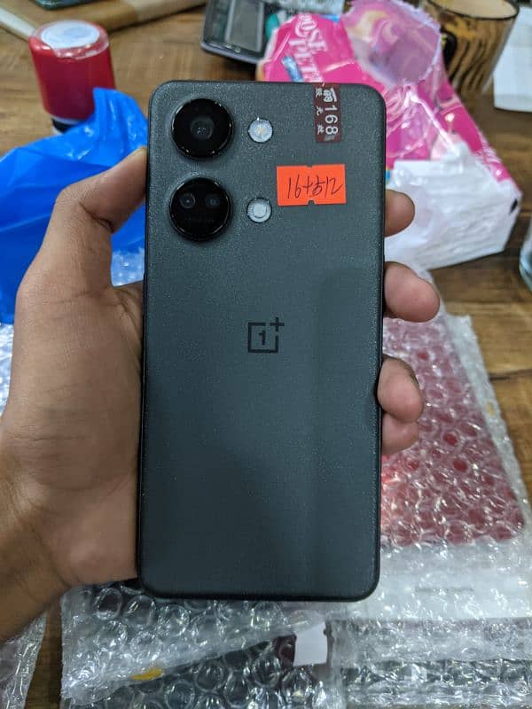 OnePlus ace 2 v and OnePlus 6  for more details check description 2