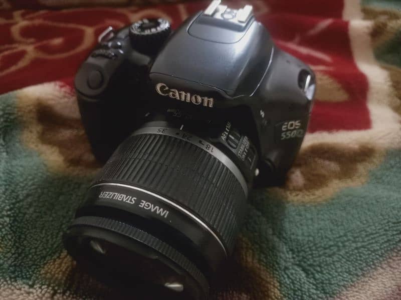 Canon 550d with 18-55 lense 0