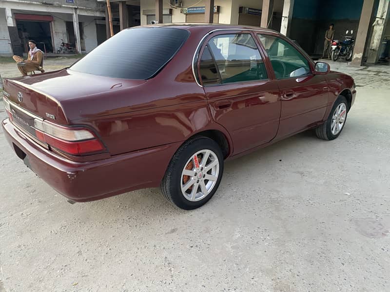 Toyota corolla XE 1997 3