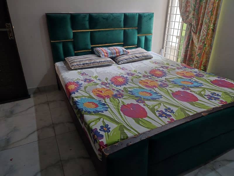 king size double bed 7