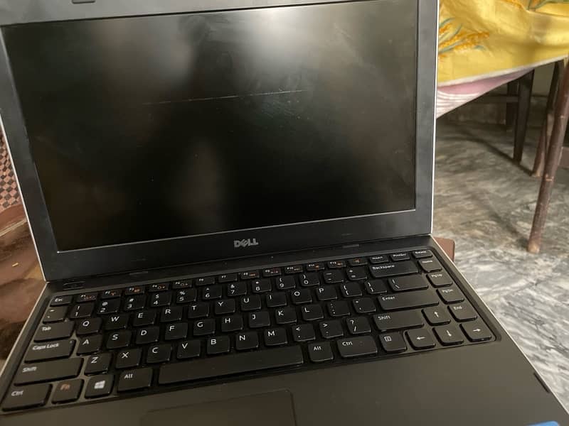 Dell laptop 3