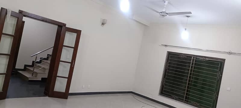 10 Marla Full House Available For Rent In Zaraj Housing Scheme Islamabad 8