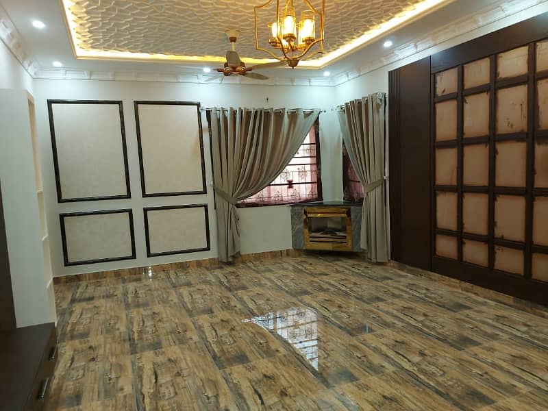 2 Kanal Beautiful House For Sale 22