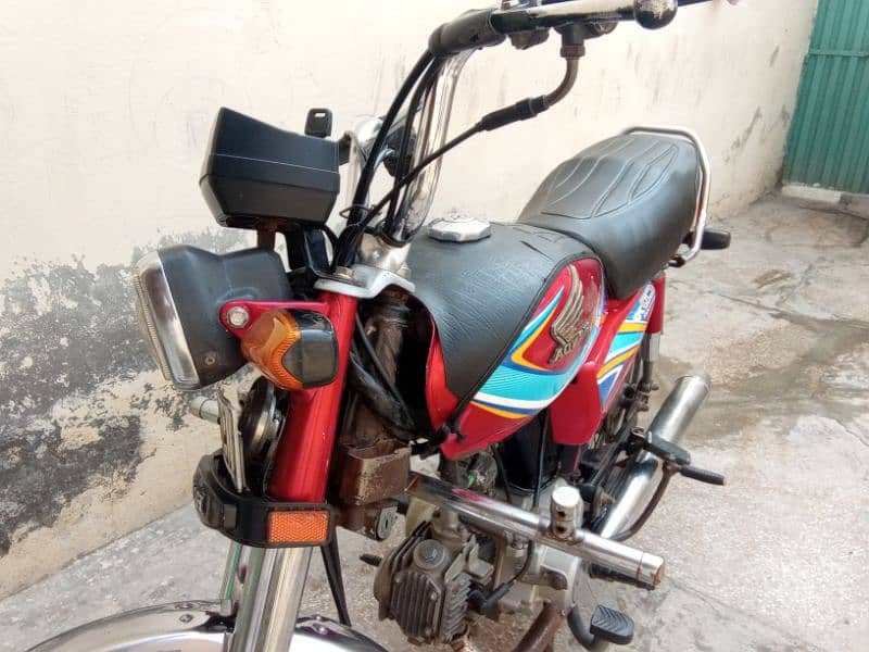 Honda 70 urgent sale 8