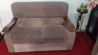 sofa set  7 seater for sale in jauhar (negotiable) 0