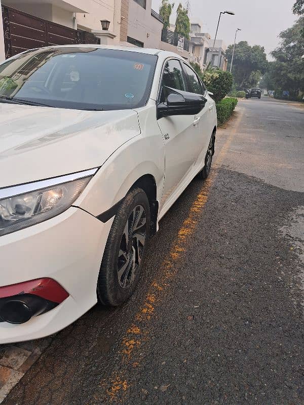 Honda Civic Oriel 2018 8