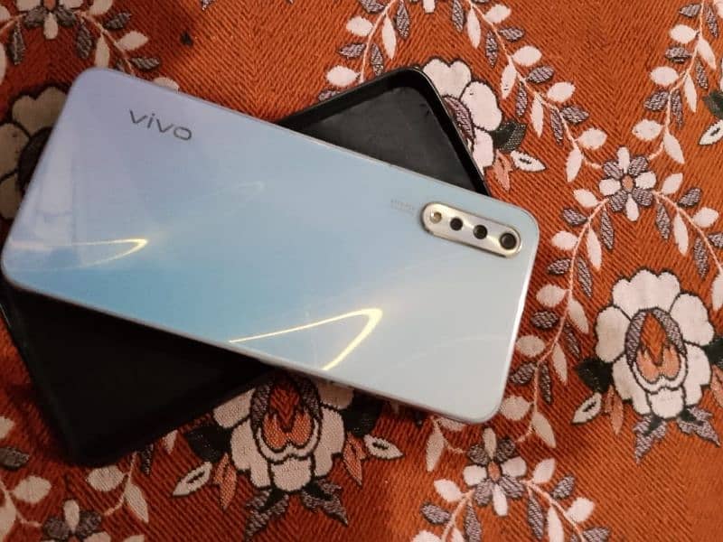 vivo s1 full box 4/128 03126392847 1