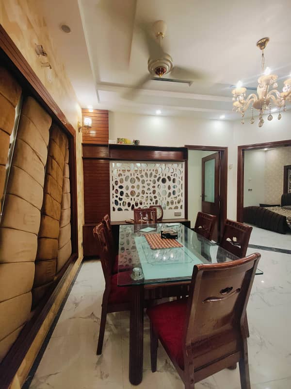 Luxury Furnished Lower Portion Available For Rent In Bahria Town Lahore 11