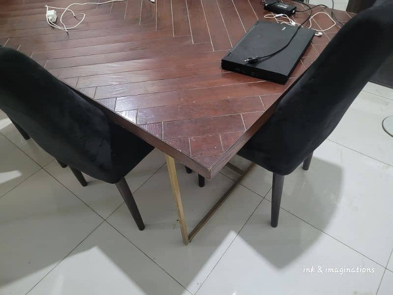 A Dining table or conference table 2