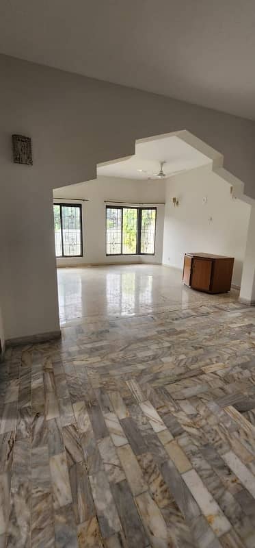 House For Rent 1 Kanal In The Heart Location Of Phase 2 6