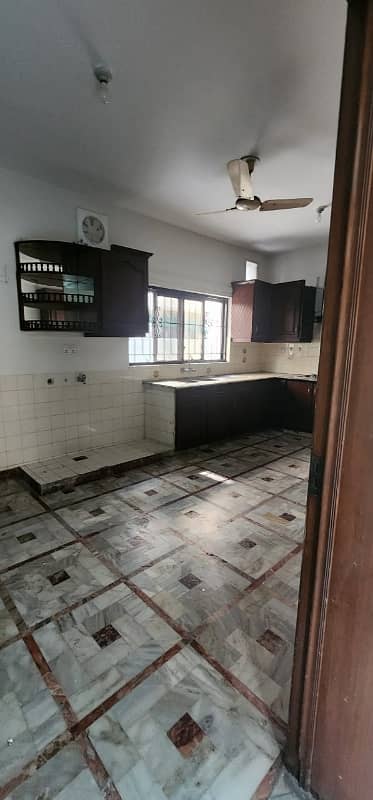 House For Rent 1 Kanal In The Heart Location Of Phase 2 8