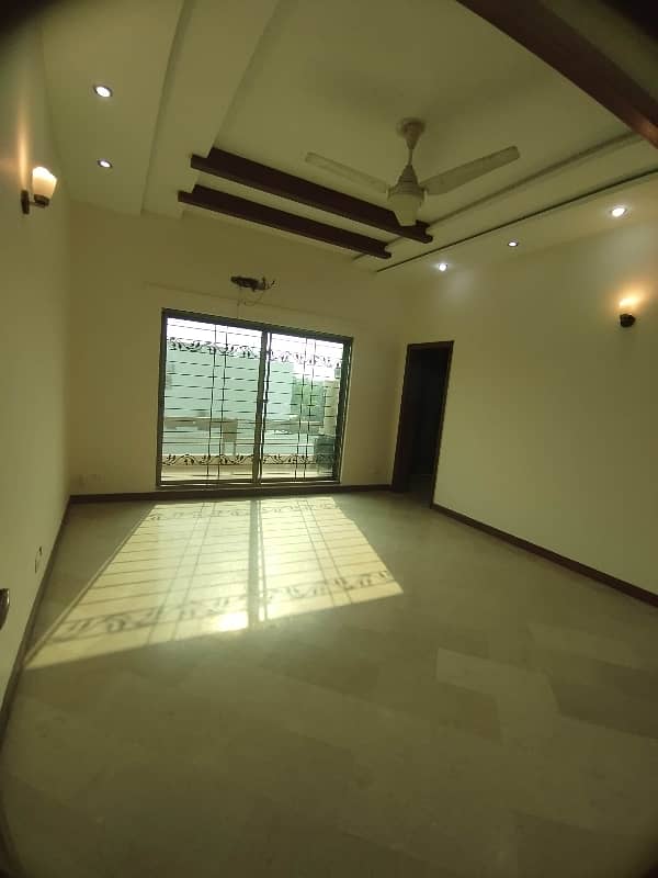 1 Kanal Beautiful House For Rent Near All Facilities 12