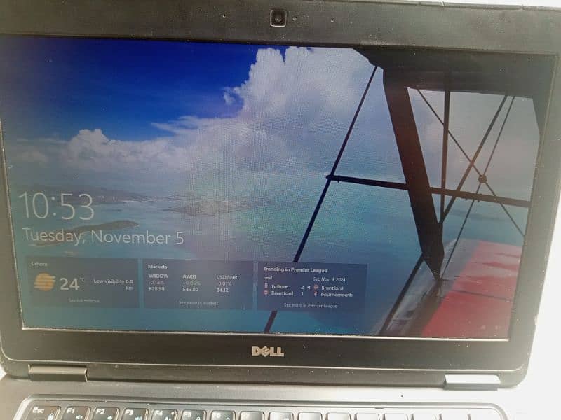 Dell Core i3 5th Gen - 8GB RAM, 128GB SSD, HD Display 9