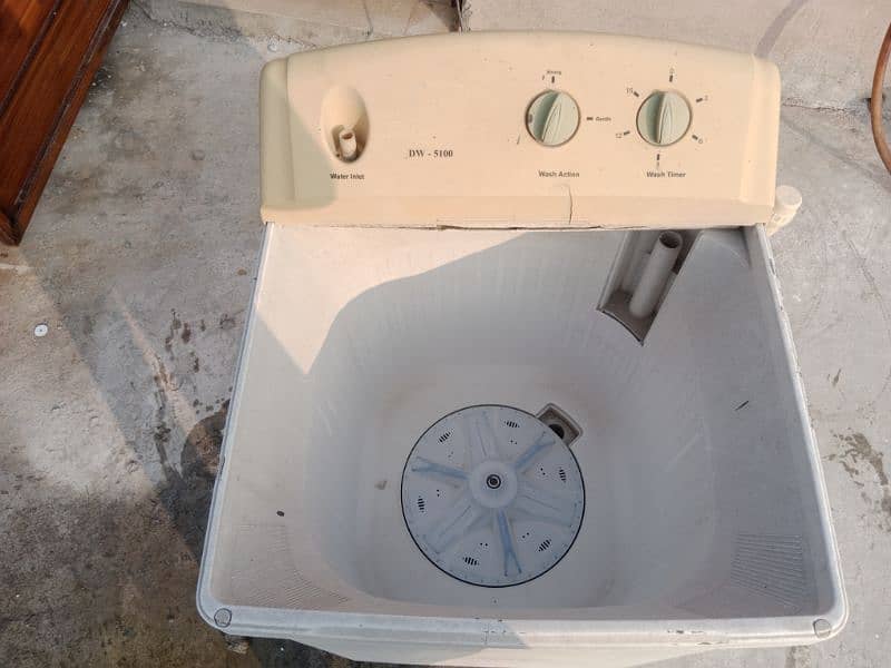 Washing machine good condition 6