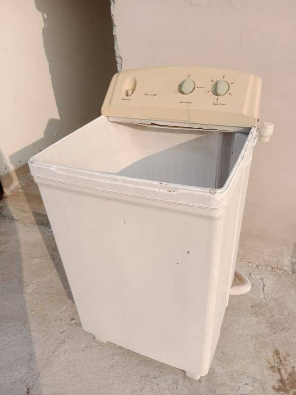 Washing machine good condition 9