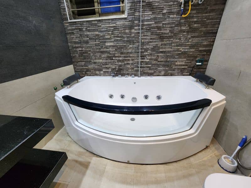 Jacuzzi bath tub. 0