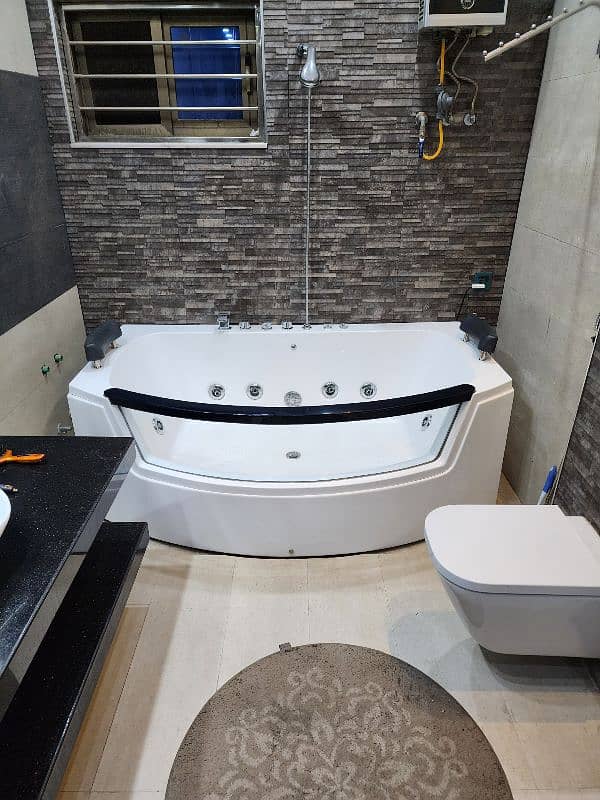 Jacuzzi bath tub. 2