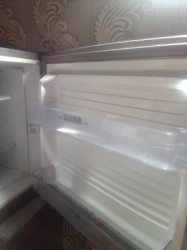 Dawlance refrigerator 2