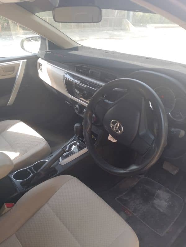 Toyota Corolla GLI 1.3 Auto 2015 5