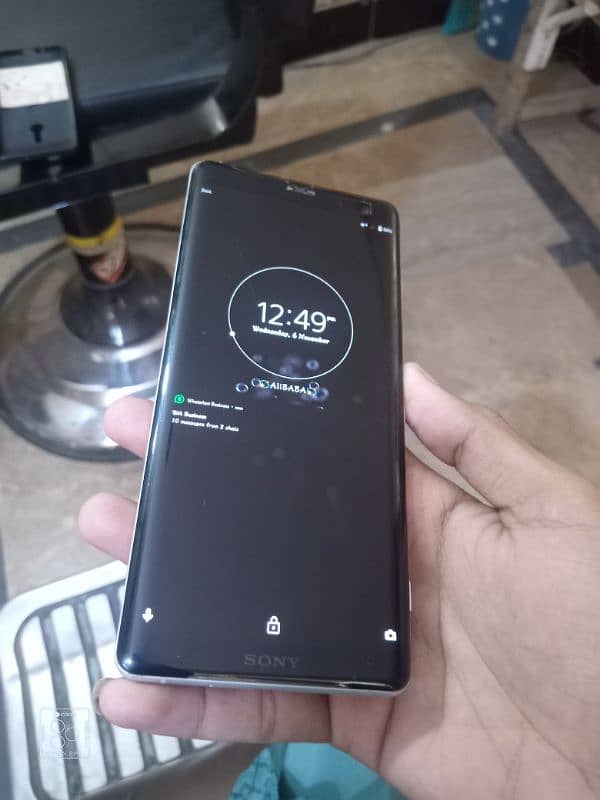 Sony Xperia xz3 all okay hai mobile official pta hai 6