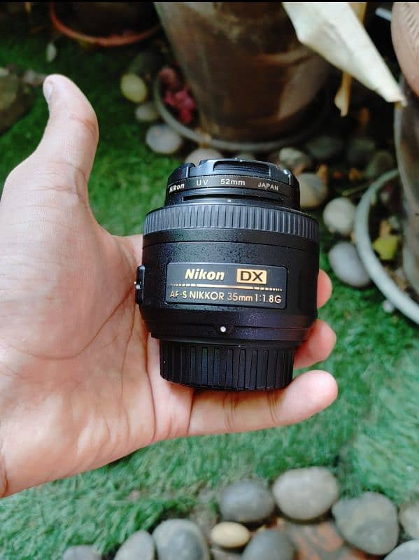 Nikon 35mm f 1.8G lens 1